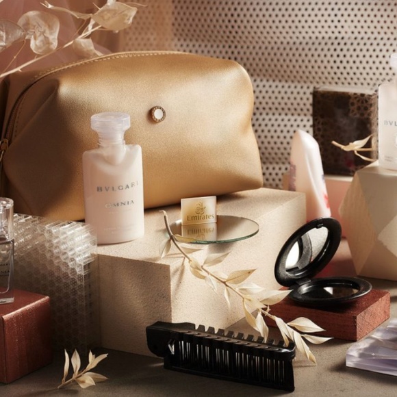 Bvlgari x Emirates Synthetic Leather & Fabric Toiletry Bags - Picture 1 of 9